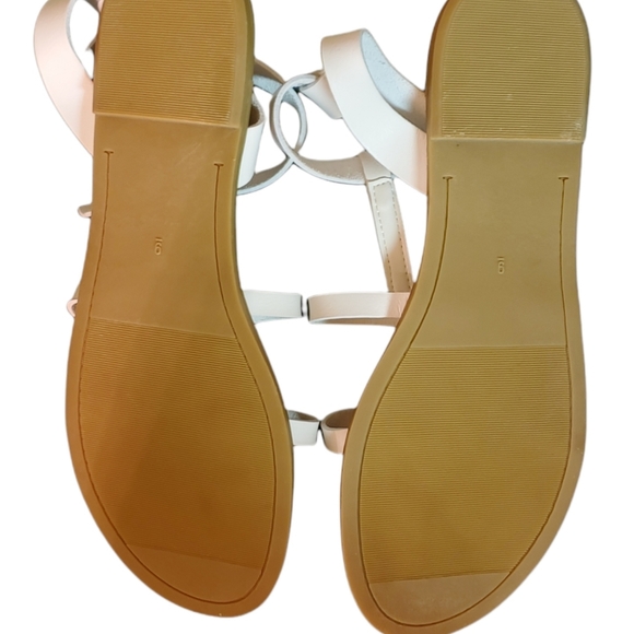 New Women's Old Navy White Strap Sandals Size 9 - Picture 4 of 4
